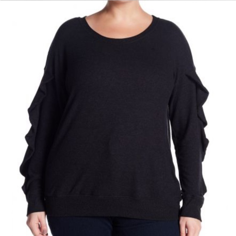 Harlowe and Graham Black 1x Top Ruffle Sleeve